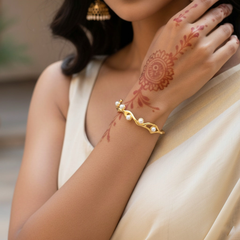 Pearl Gold Bangle Bracelet (Free Size)