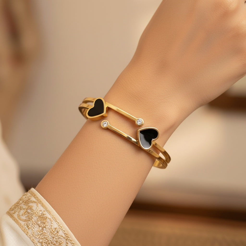 Dioheart Gold Bangle Bracelet (Free Size)
